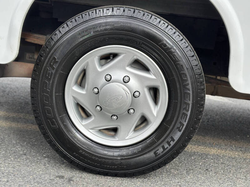 2016 Ford E-Series E-350 SD