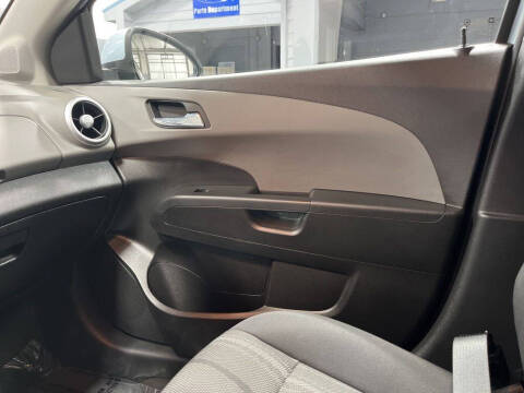 2017 Chevrolet Sonic LT Auto