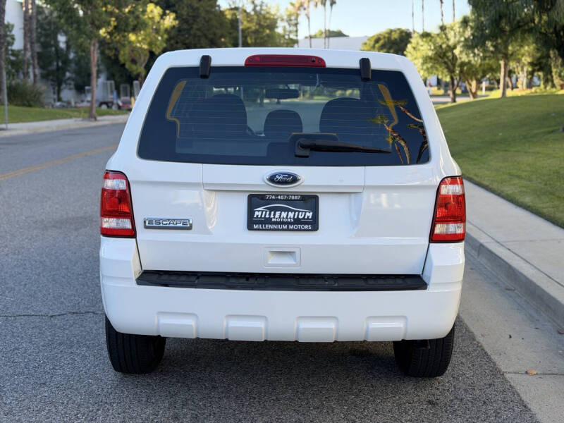 2011 Ford Escape XLS