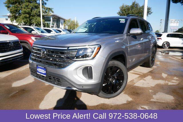 Used 2025 Volkswagen Atlas SE w/Tech with VIN 1V2JR2CA9SC502421 for sale in Lewisville, TX
