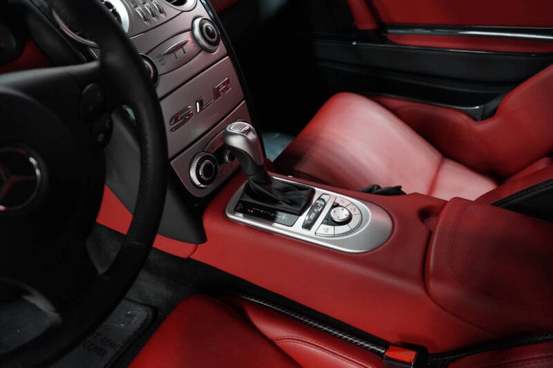 2006 Mercedes-Benz SLR SLR McLaren