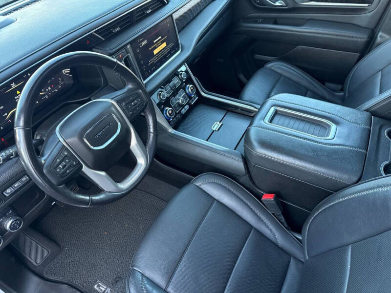 2022 GMC Yukon Denali