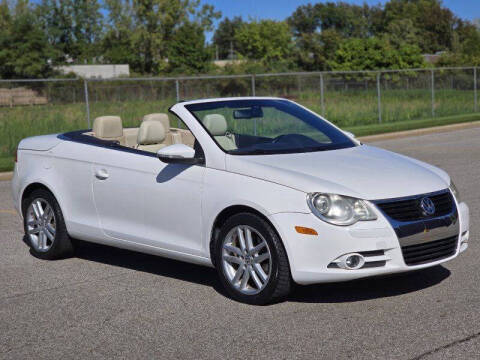 2009 Volkswagen Eos for sale at NeoClassics in Willoughby OH