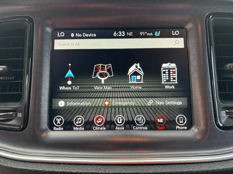 2017 Dodge Challenger SXT