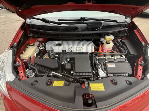 2013 Toyota Prius v Five