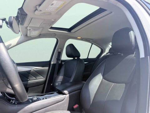 2023 Infiniti Q50 Luxe