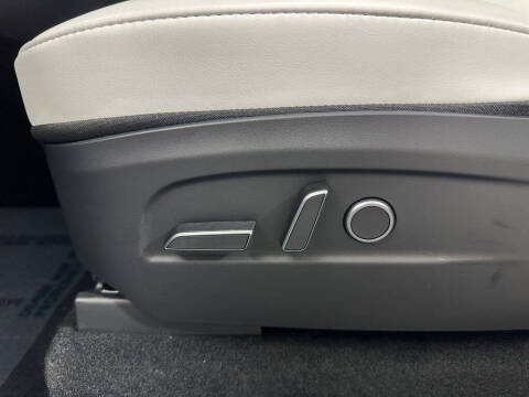 2026 Tesla Model Y Premium