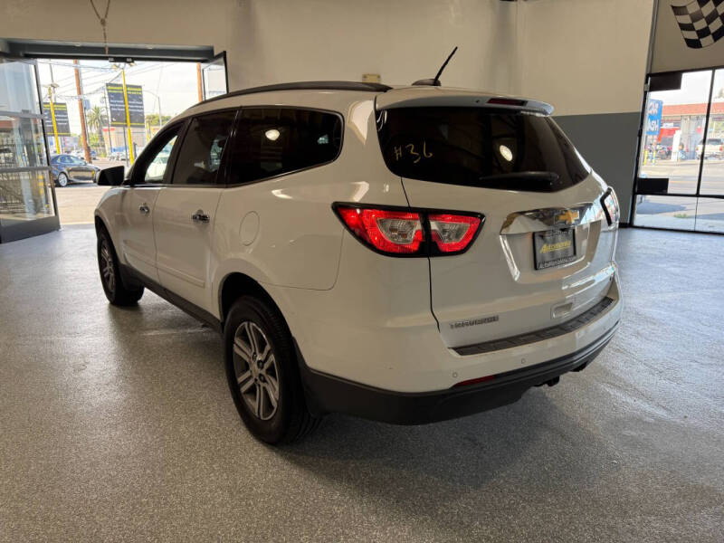 2017 Chevrolet Traverse LT