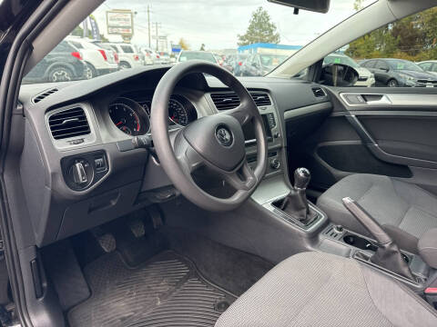 2015 Volkswagen Golf TSI Launch Edition