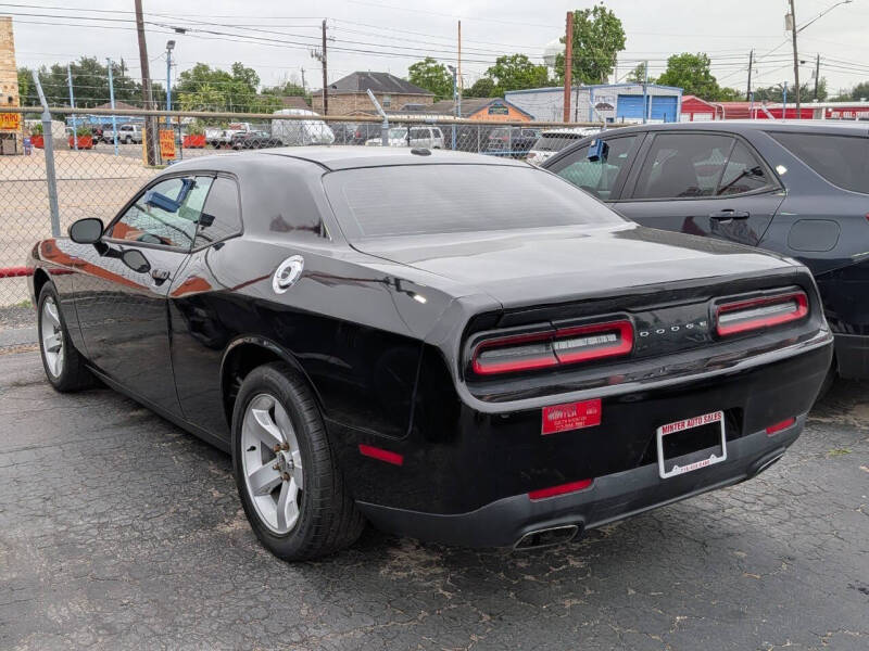2015 Dodge Challenger SXT