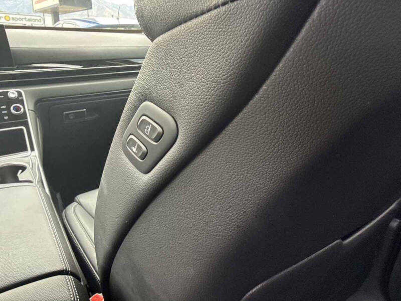 2025 Genesis GV80 2.5T