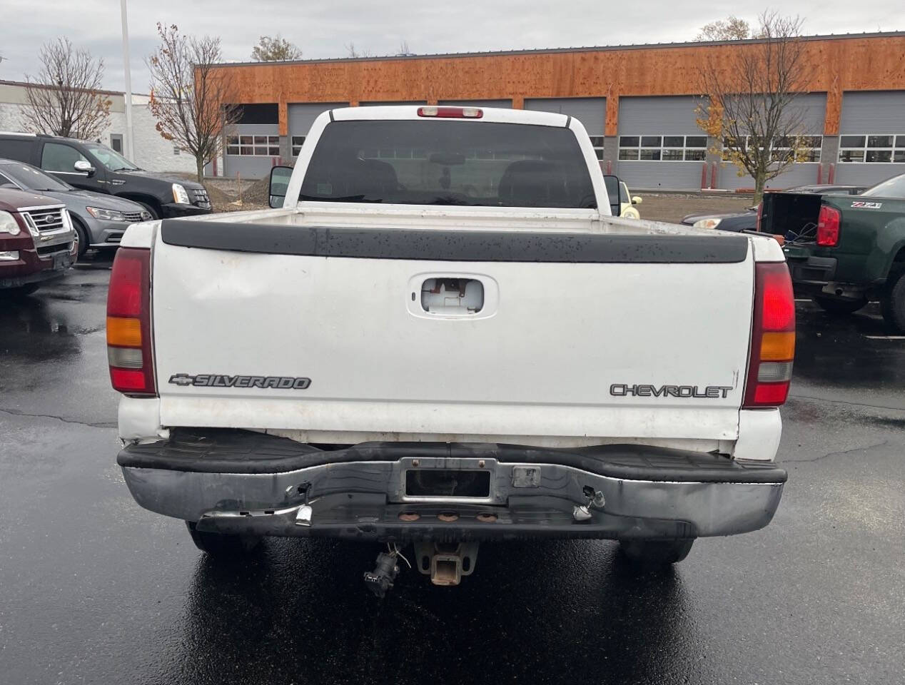 2000 Chevrolet Silverado 2500 for sale at HEARTLAND AUTO SALES in Indianapolis, IN