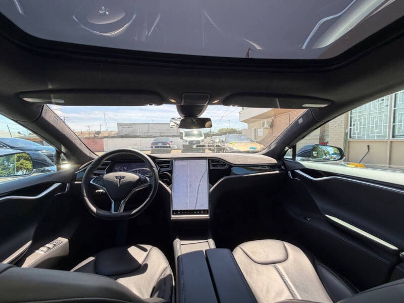 2015 Tesla Model S 85D