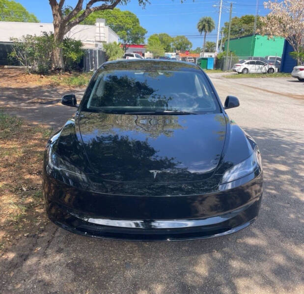 2025 Tesla Model 3 Long Range