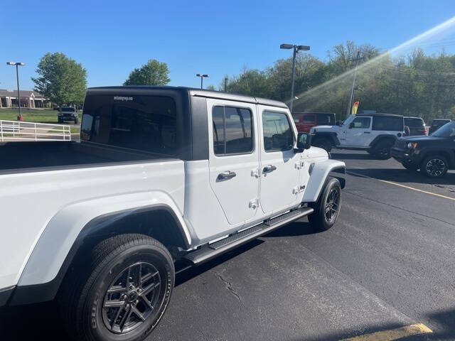 2024 Jeep Gladiator for sale at Metz Auto & Outdoors in Syracuse, IN