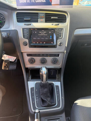 2015 Volkswagen Golf