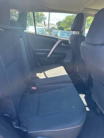 2018 Toyota RAV4 XLE