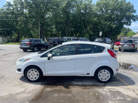 2014 Ford Fiesta S