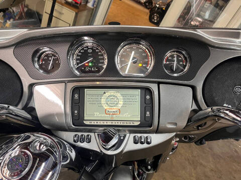 2015 Harley-Davidson CVO Road Glide Ultra
