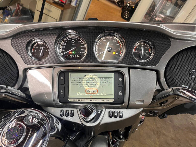 2015 Harley-Davidson CVO Road Glide Ultra