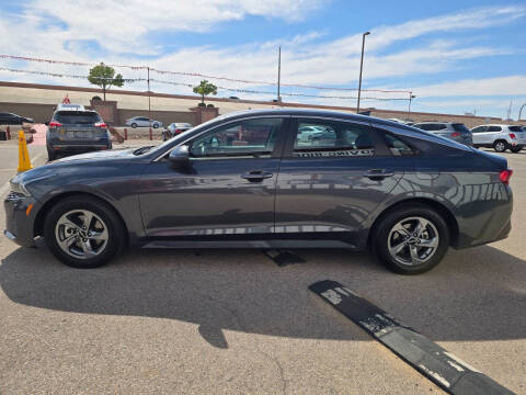 2022 Kia K5