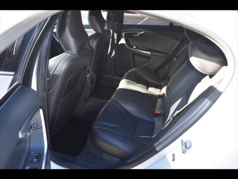 2016 Volvo S60 T5 Drive-E Premier