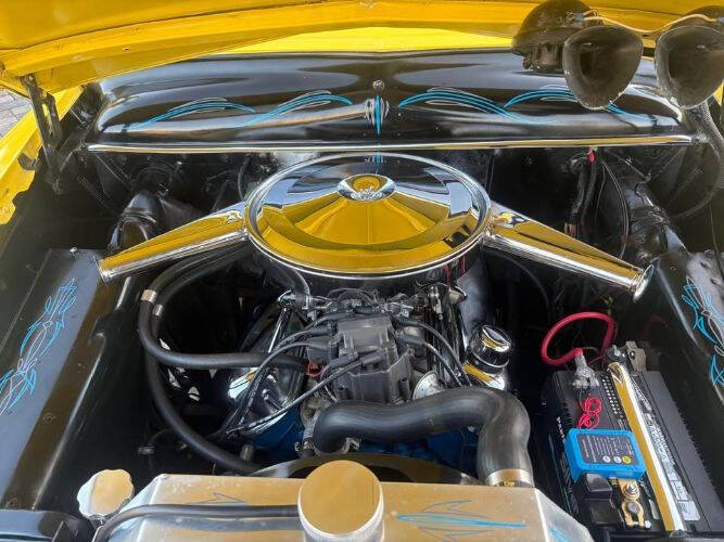 1951 Ford Deluxe