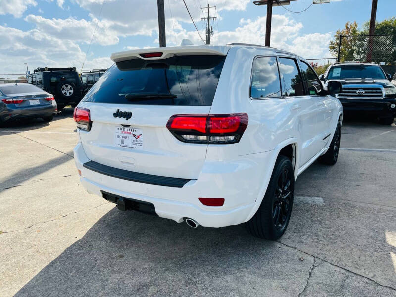 2020 Jeep Grand Cherokee Altitude photo 8