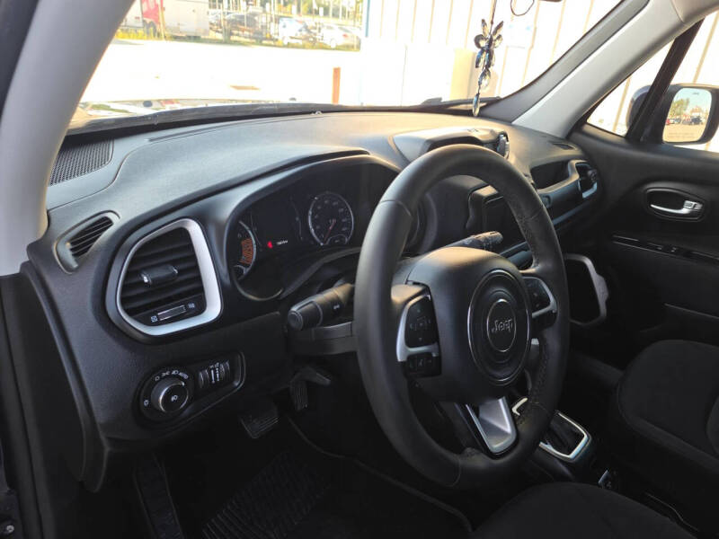 2019 Jeep Renegade Latitude