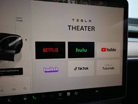 2023 Tesla Model Y Performance