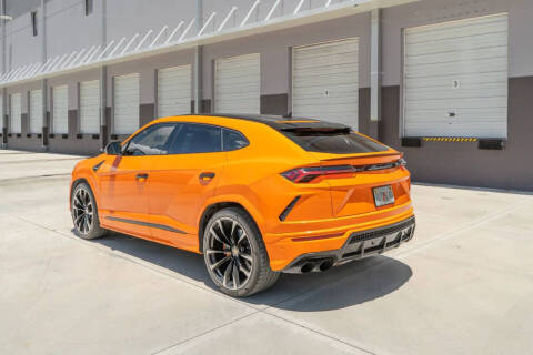 2022 Lamborghini Urus