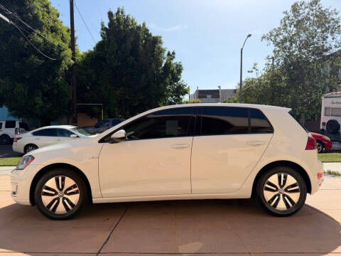 2016 Volkswagen e-Golf SE