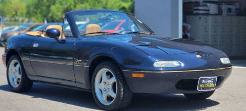 1996 Mazda MX-5 Miata for sale at Rivera Auto Sales LLC in Saint Paul MN