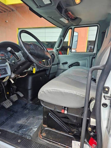 2005 International 4300