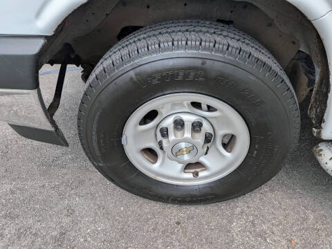 2024 Chevrolet Express 2500