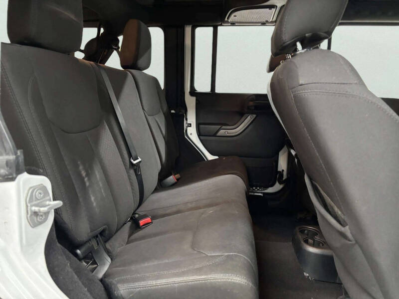 2015 Jeep Wrangler Unlimited Sport