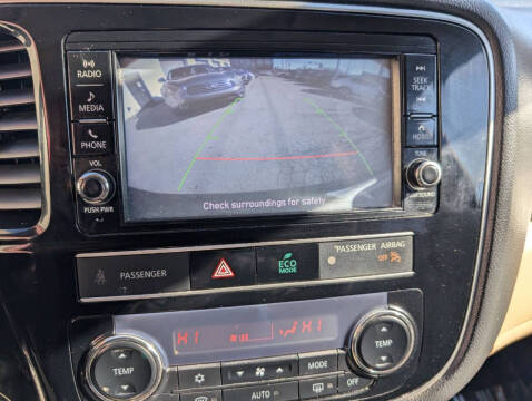 2019 Mitsubishi Outlander ES