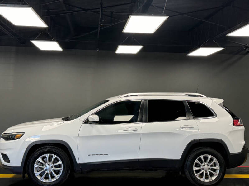 2019 Jeep Cherokee Latitude photo 3