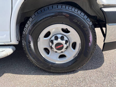 2018 GMC Savana 2500