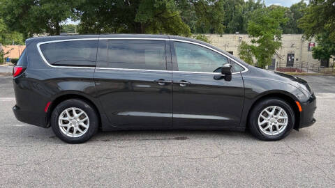 2017 Chrysler Pacifica Touring