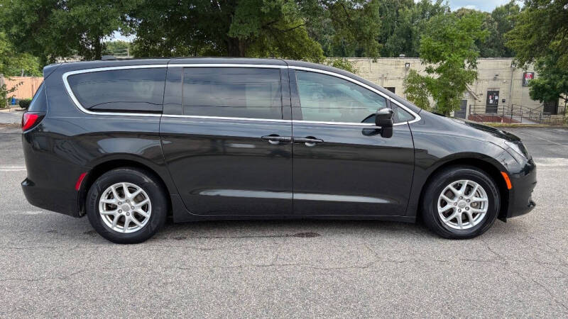 2017 Chrysler Pacifica Touring