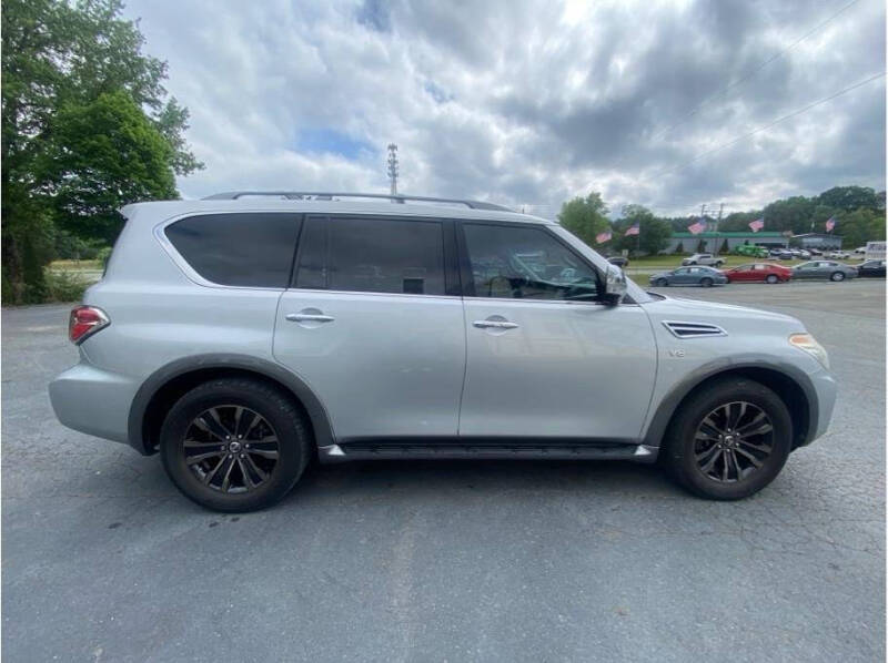 2017 Nissan Armada Platinum