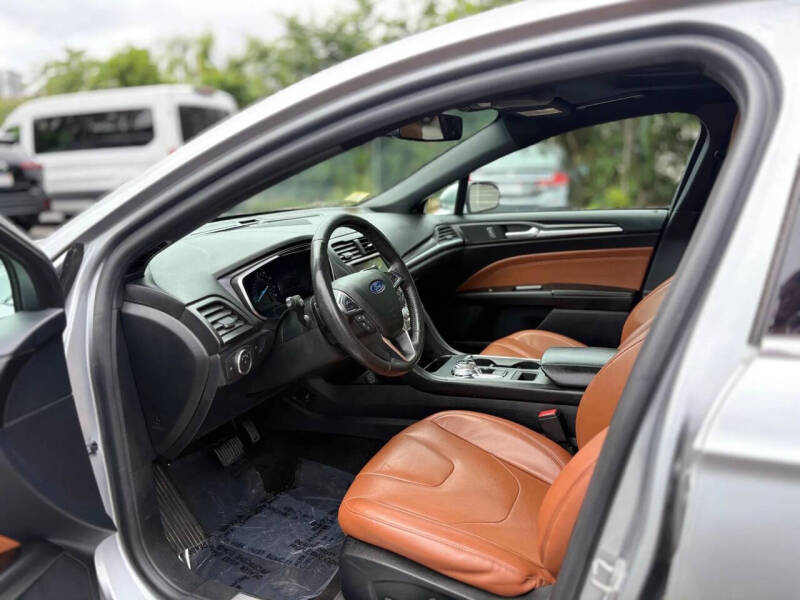 2020 Ford Fusion Titanium