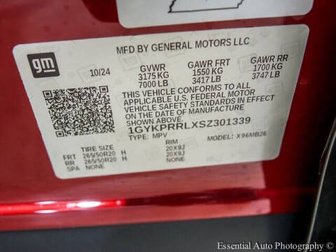 2025 Cadillac LYRIQ Luxury 2