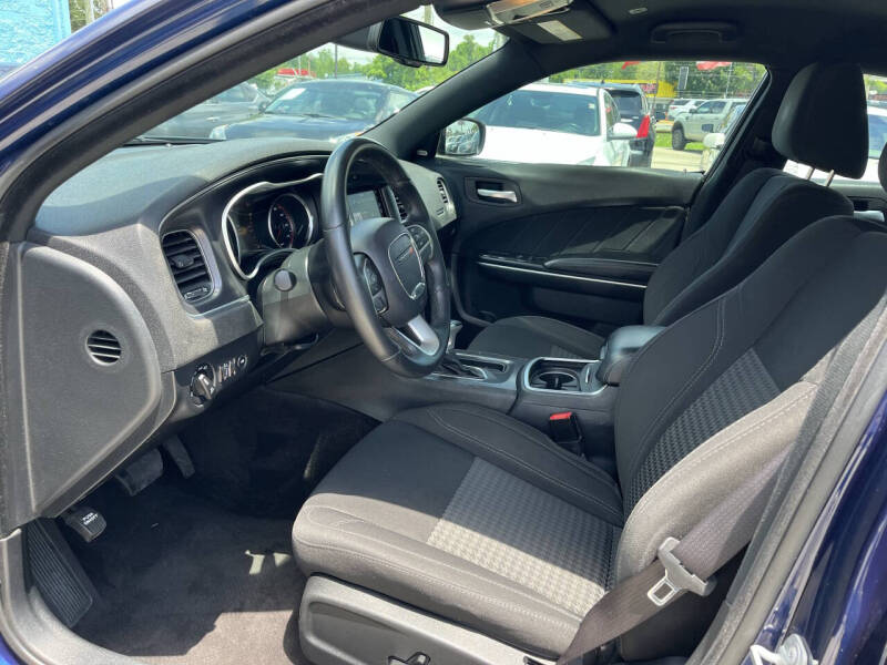 2017 Dodge Charger SXT