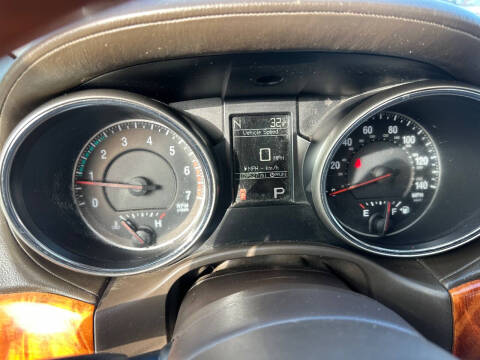 2012 Jeep Grand Cherokee Overland Summit
