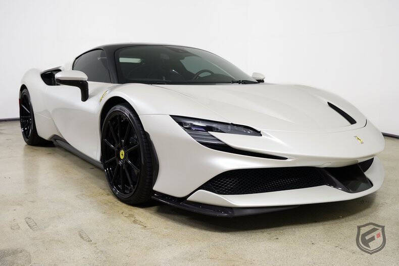 2022 Ferrari SF90 Stradale