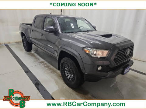 2020 Toyota Tacoma for sale at R & B CAR CO in Fort Wayne IN