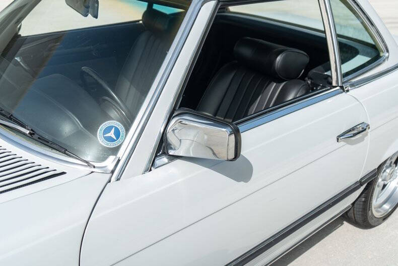 1977 Mercedes-Benz 450-Class
