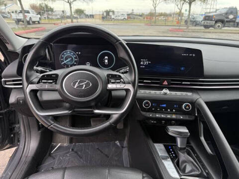 2023 Hyundai Elantra